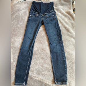 Maternity jeans